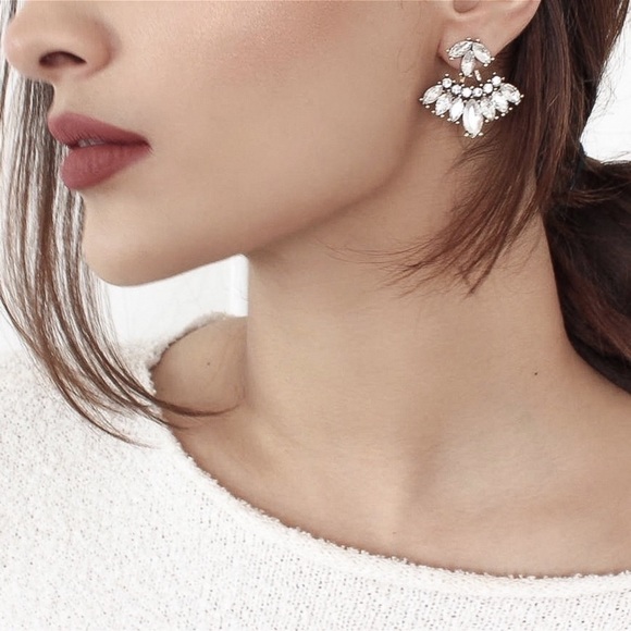 2/$20!Antiqued Gold/Crystal Fan w/Jackets Earrings - Picture 5 of 9